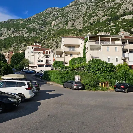 Studio Apartment Blue Dream Kotor Exterior photo